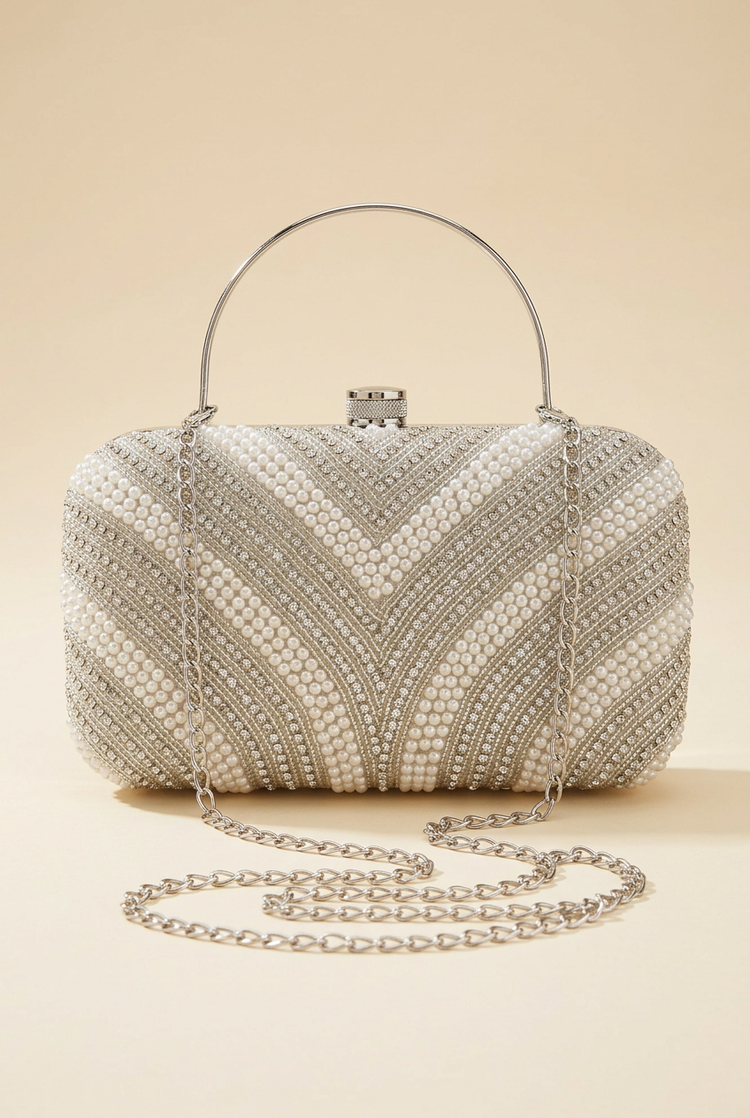 Pearl Contour Silver clutch, studio