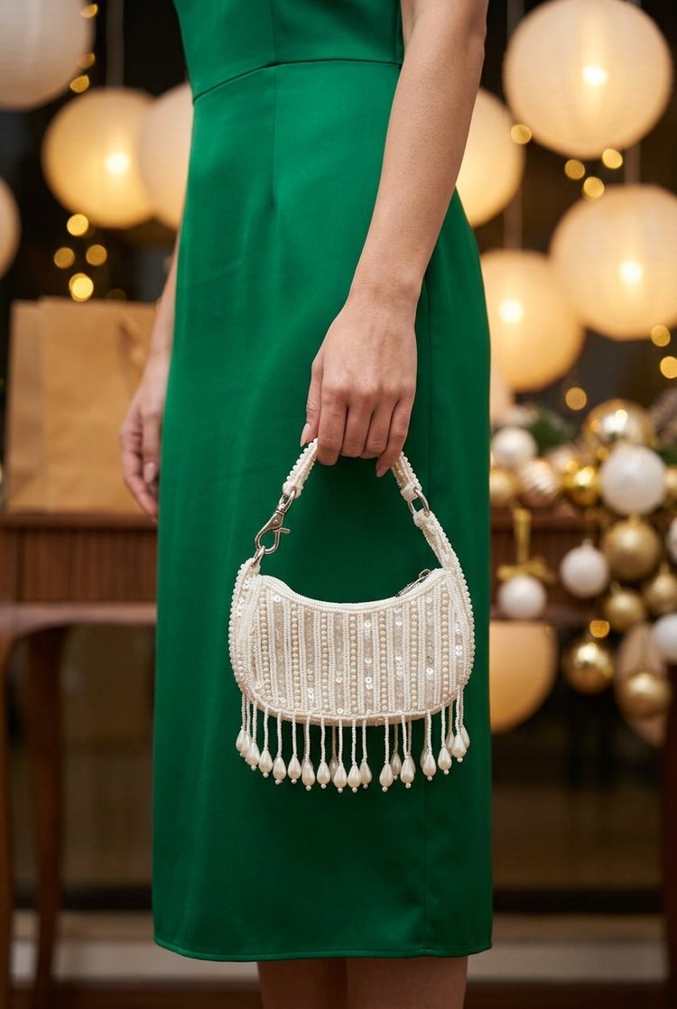 Pearl Rhythm Ivory, festive styling